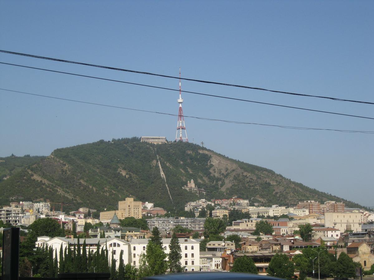 Guesthouse Nati-Natia Tbilisi Esterno foto