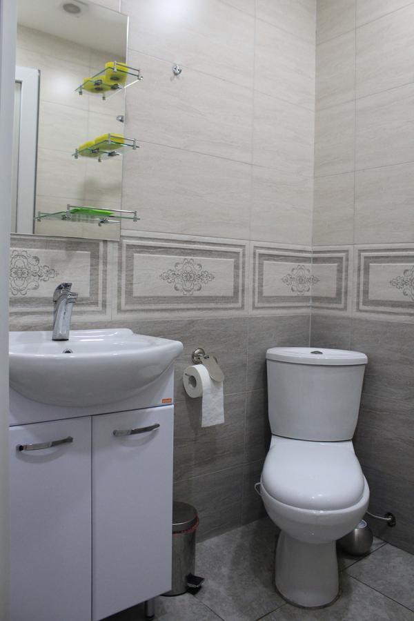 Guesthouse Nati-Natia Tbilisi Esterno foto