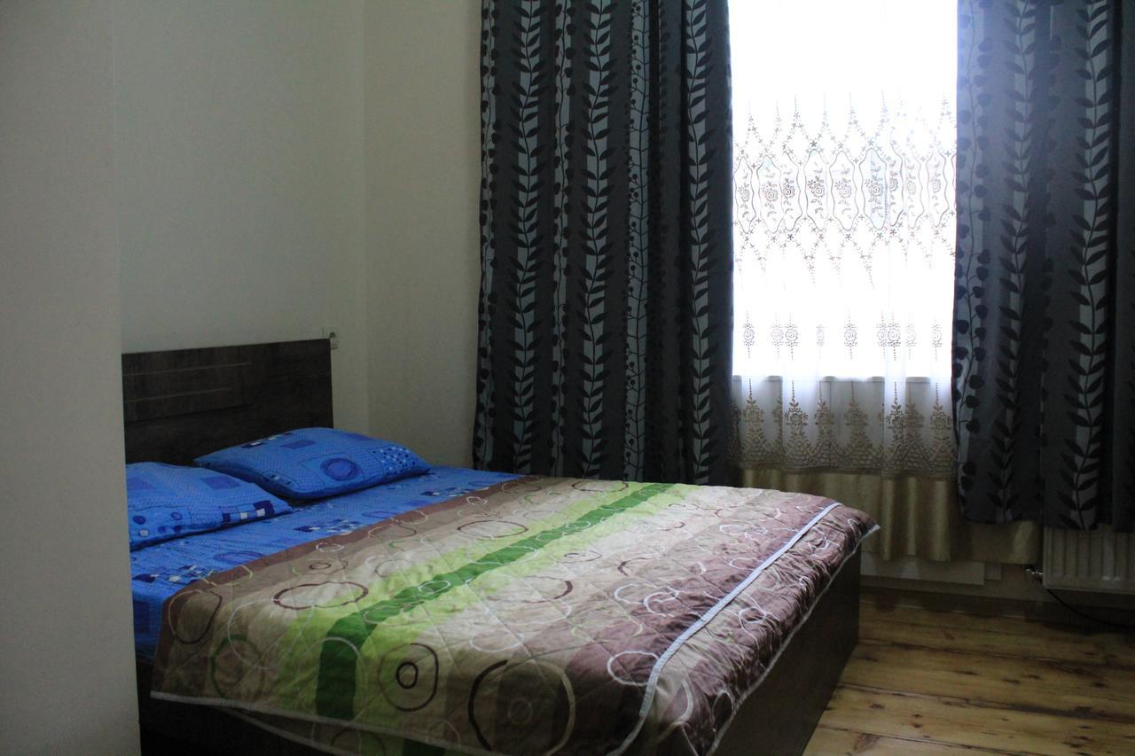 Guesthouse Nati-Natia Tbilisi Esterno foto